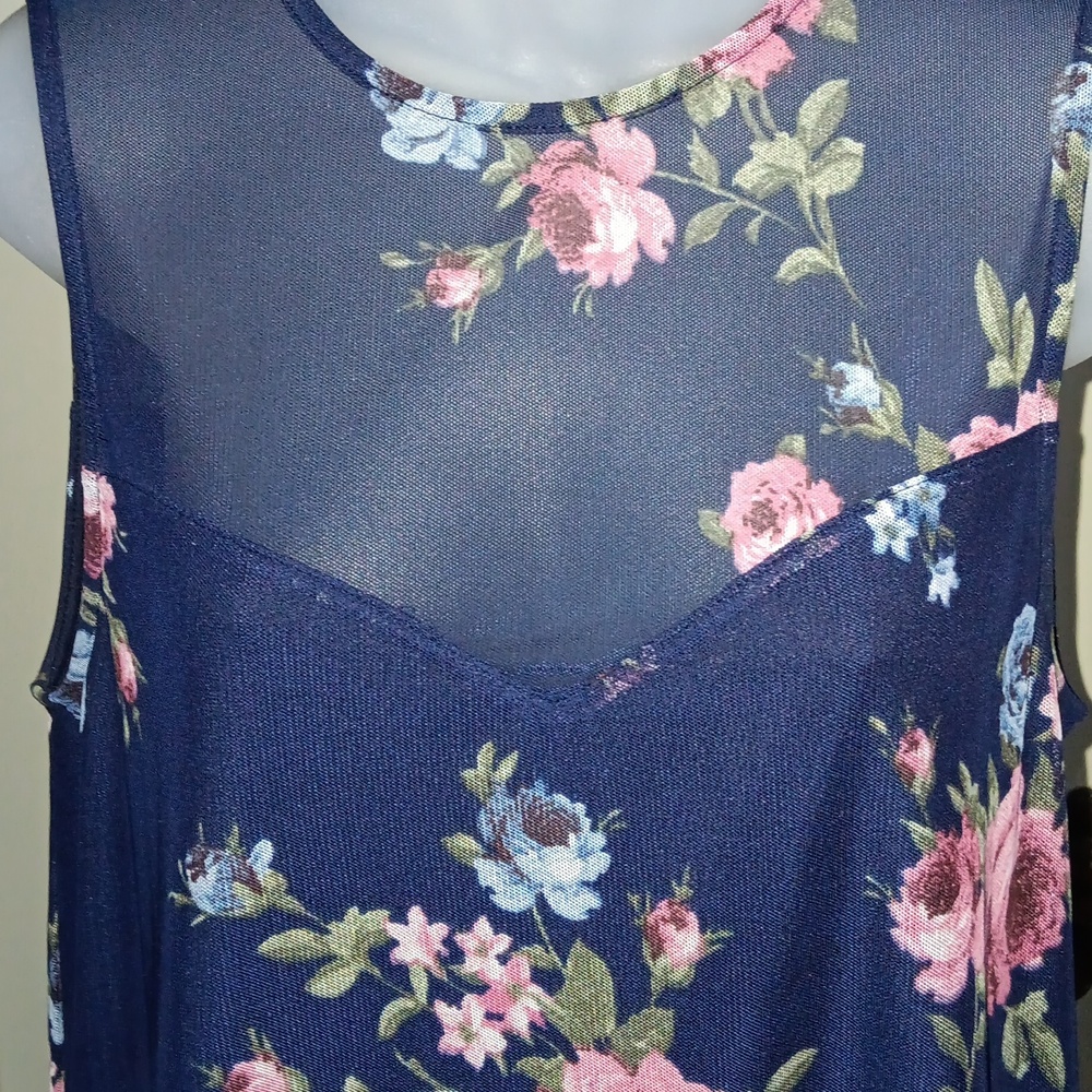 Blouse - Picture 4 of 6